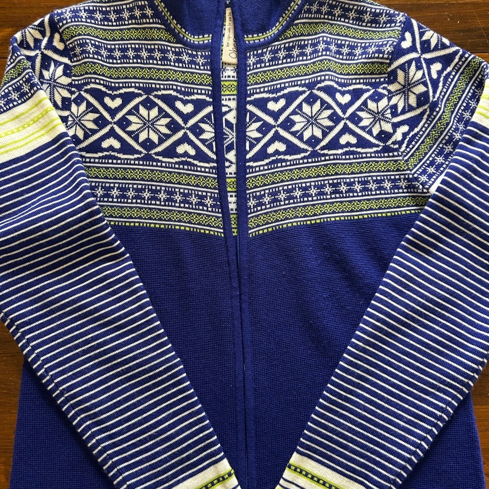 Obermeyer Navy and White Zip-Up Sweater